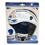 Pad mouse ergonómico con gel de colores, diseñado para brindar soporte a la muñeca y prevenir molestias durante largas horas de trabajo.